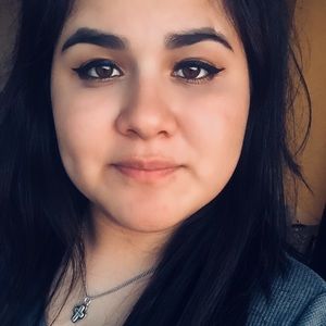 Meet your Posher, Kassandra